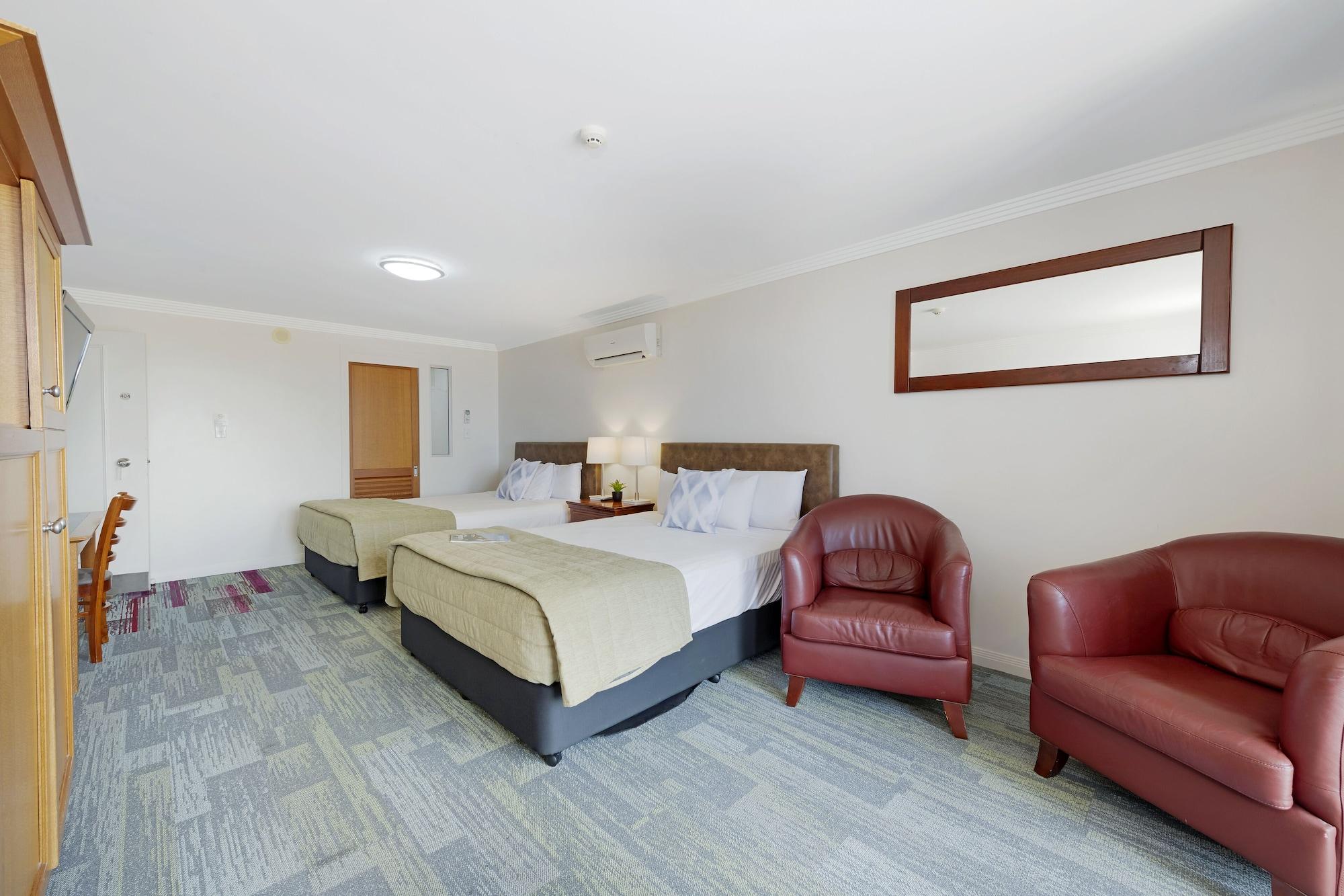 Burnett Riverside Hotel Бандаберг Экстерьер фото